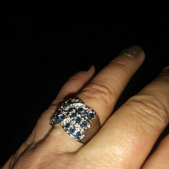 Size 8 ring💍😁 - Picture 6 of 6